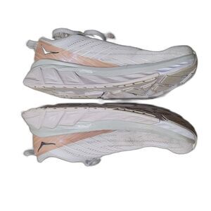 Hoka Arahi 4 Wide Width